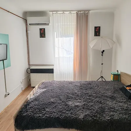 Апартаменты Skylark Relax Apartman