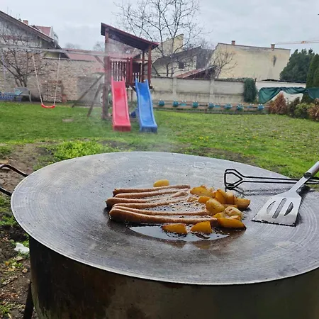 Skylark Relax Apartman アパート *