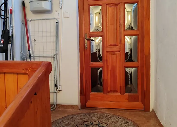 Skylark Relax Apartman * Сегед